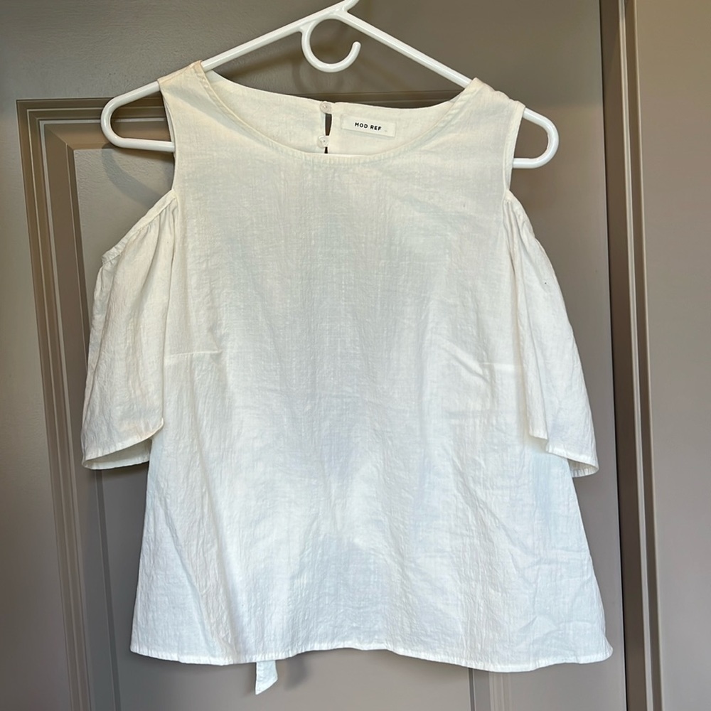 Mod Ref open back, off white cotton blouse, women’s sz M